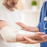 cách chữa bong gân cổ chân đau dây chằng ở háng đau khớp vai đau một bên mông phải